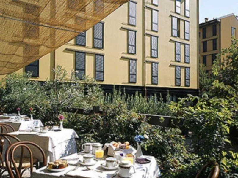 **** מלון Mercure Bologna Centro איטליה